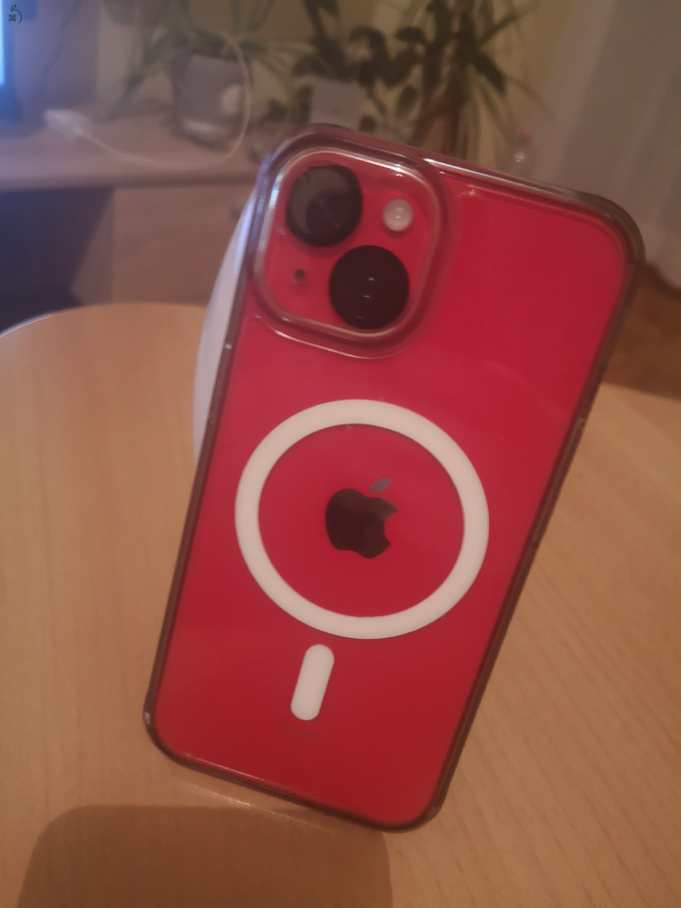 Magánszemélytől iPhone 14 Red 128 GB