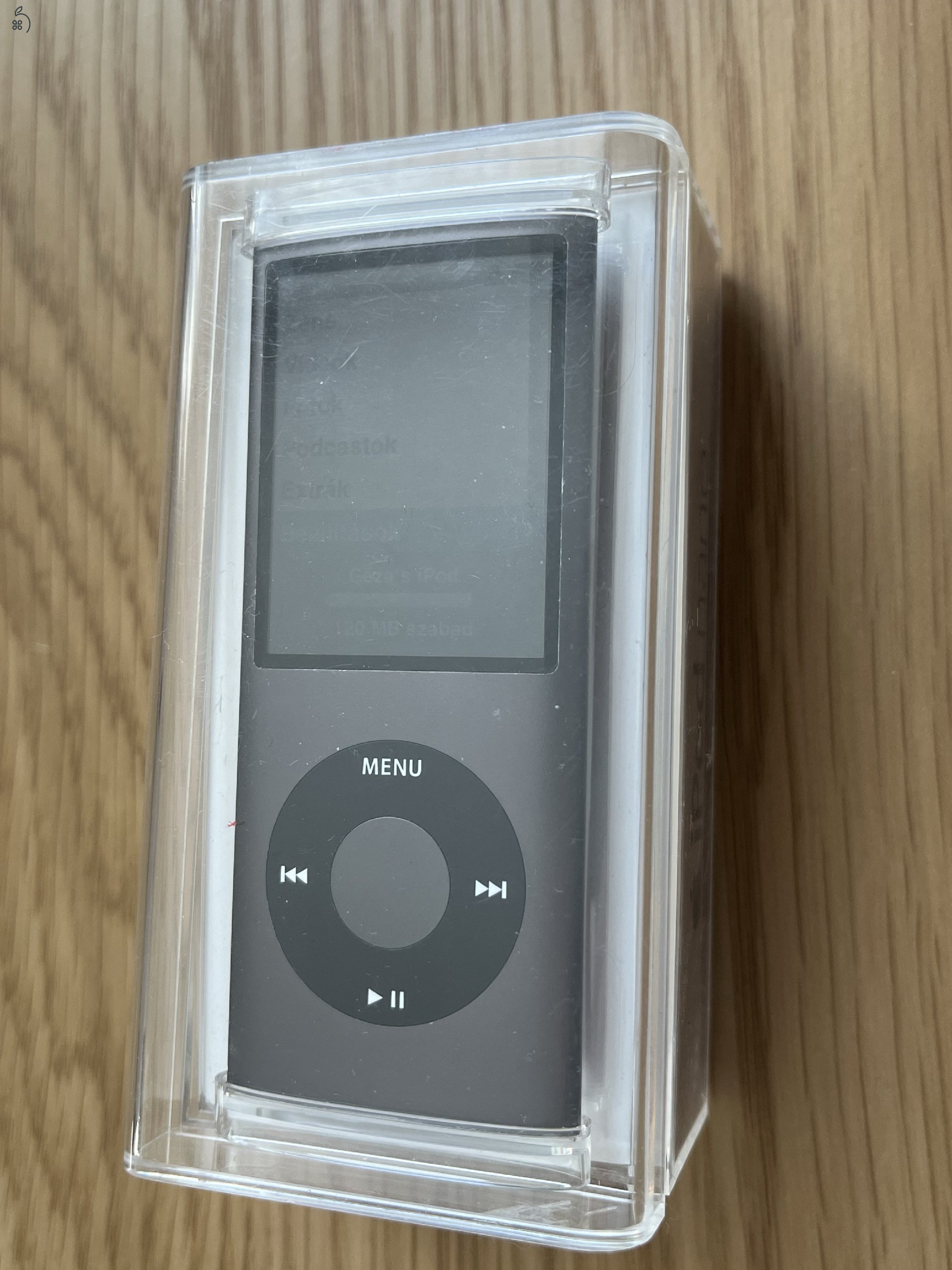 iPod nano 8GB (4th Gen)