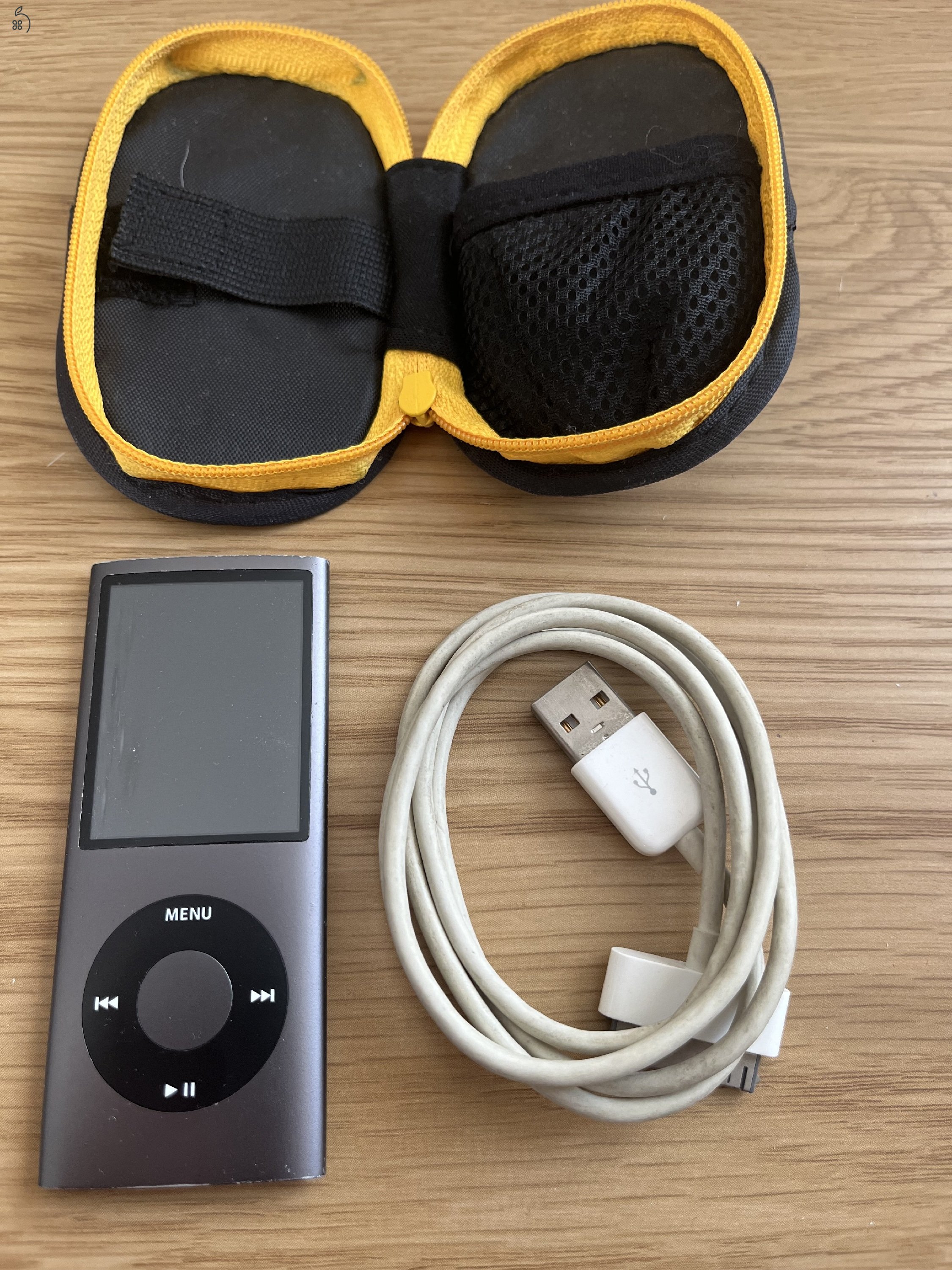 iPod nano 8GB (4th Gen)