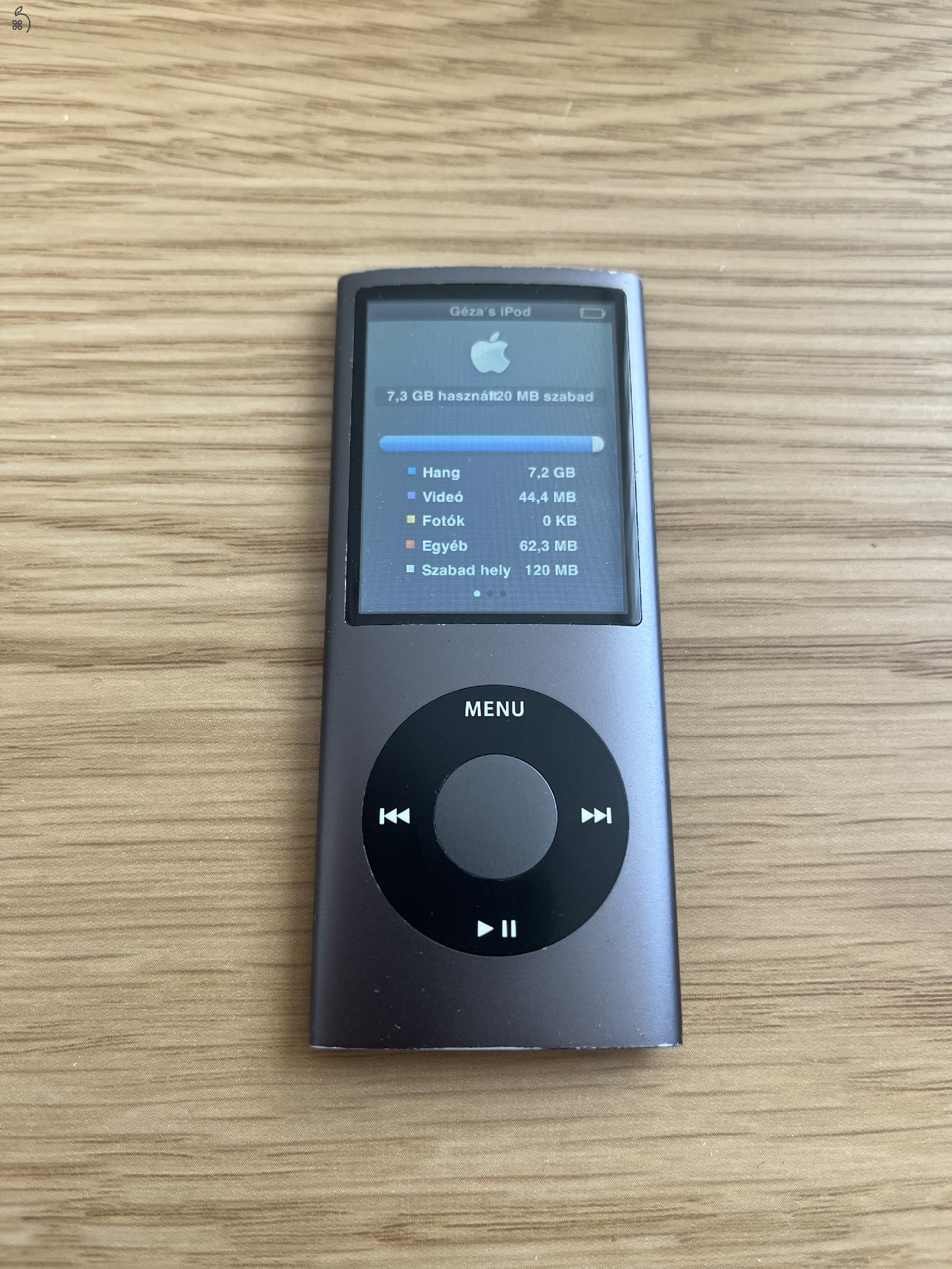 iPod nano 8GB (4th Gen)