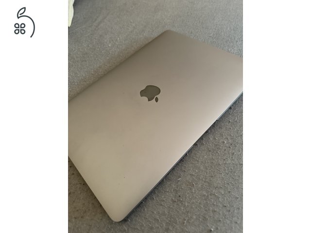 MacBook Air M1