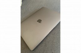 MacBook Air M1