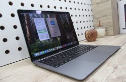 Apple Macbook Air 13 M1 - 2020 - Használt, szép állapot