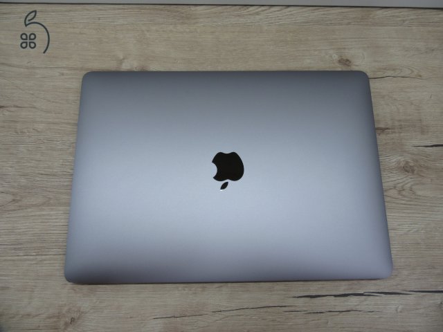 Apple Macbook Air 13 M1 - 2020 - Használt, megkímélt