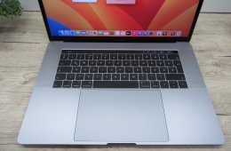 Apple Retina Macbook Pro 15 Touchbar - 2017 - Használt, megkímélt