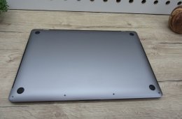 Apple Retina Macbook Pro 15 Touchbar - 2017 - Használt, megkímélt