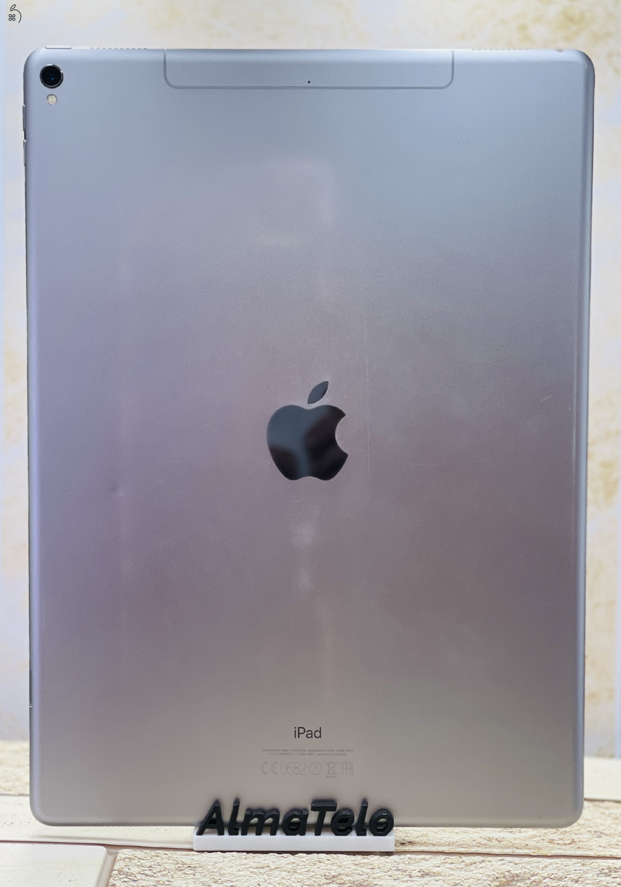 iPad Pro 2th gen 12.9 Wifi  A1671 256 GB Space Gray szép állapotú - 24 HÓ GARANCIA - 7240