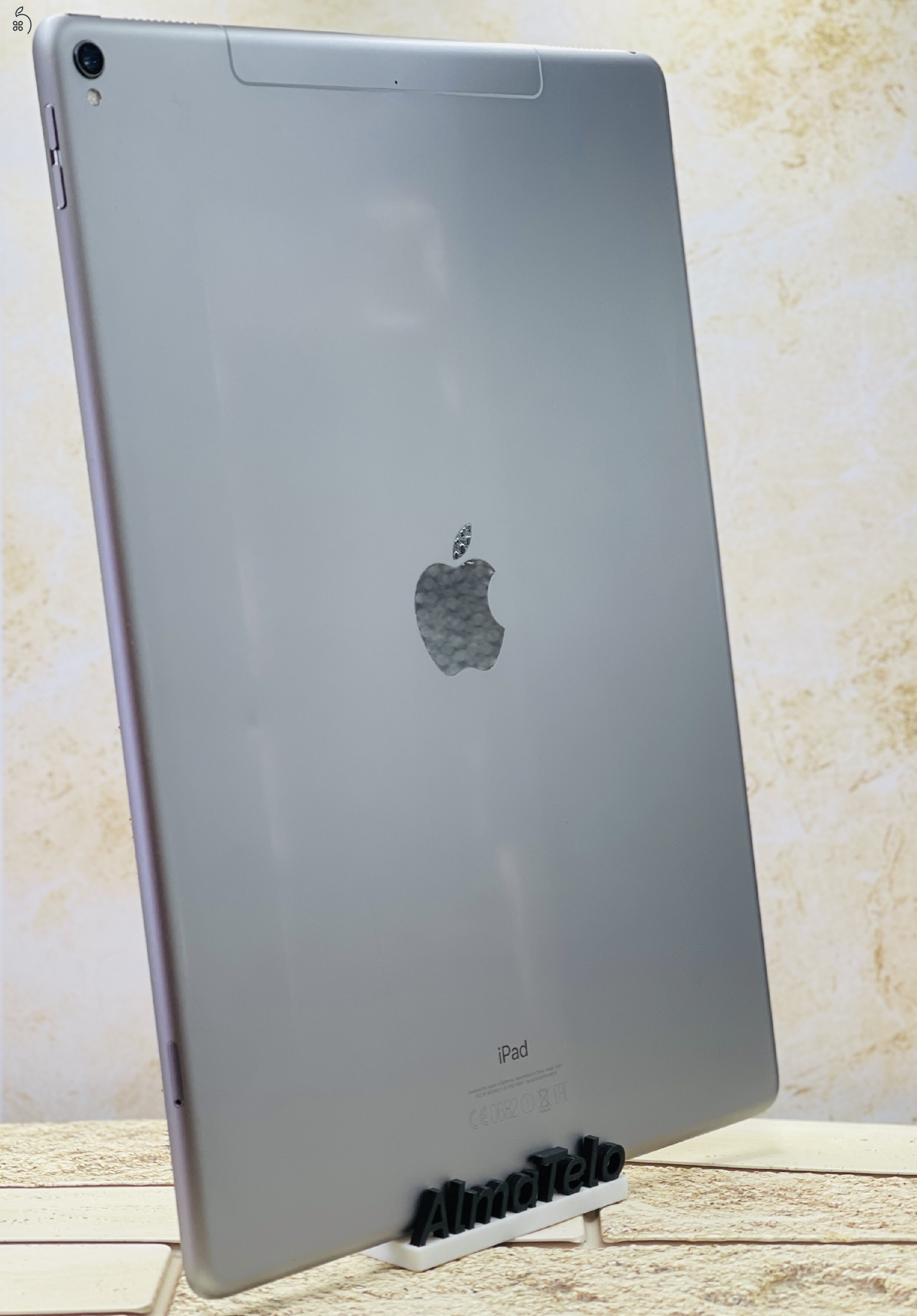 iPad Pro 2th gen 12.9 Wifi  A1671 256 GB Space Gray szép állapotú - 24 HÓ GARANCIA - 7240