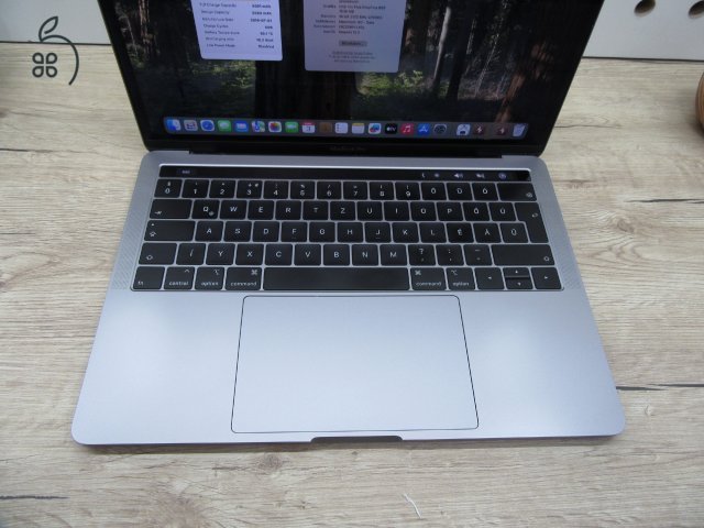 Apple Retina Macbook Pro 13 Touchbar - 2019 - Használt, megkímélt