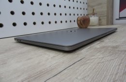 Apple Retina Macbook Pro 13 Touchbar - 2019 - Használt, megkímélt