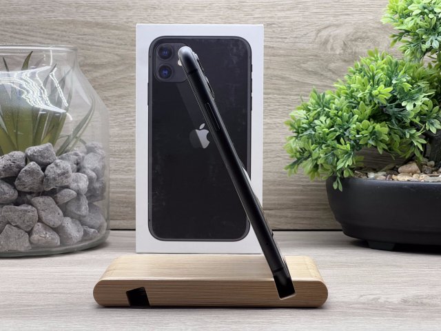 iPhone 11 Black 128GB 2 ÉV Garanciával Számlával Aksi 100%