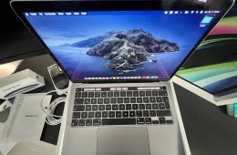 Eladó MacBook Pro (13-inch, M1, 2020, Space Grey, Touch Bar) + Magic Mouse 3