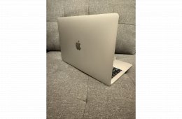 Apple MacBook Air M1 Silver (8GB RAM, 256GB SSD, 100% akku, 2023 gyártás)