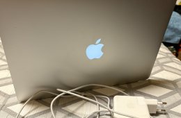 Macbook Air 2017, nagyon szép, új akksival!