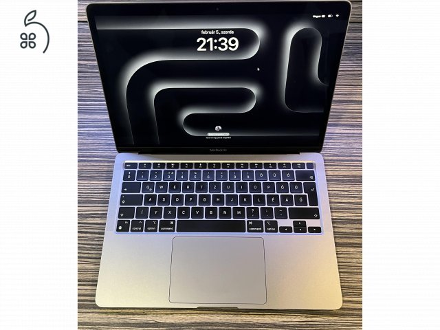 Macbook Air M1, 256GB HDD,93% akku újszerű, magánszemély 