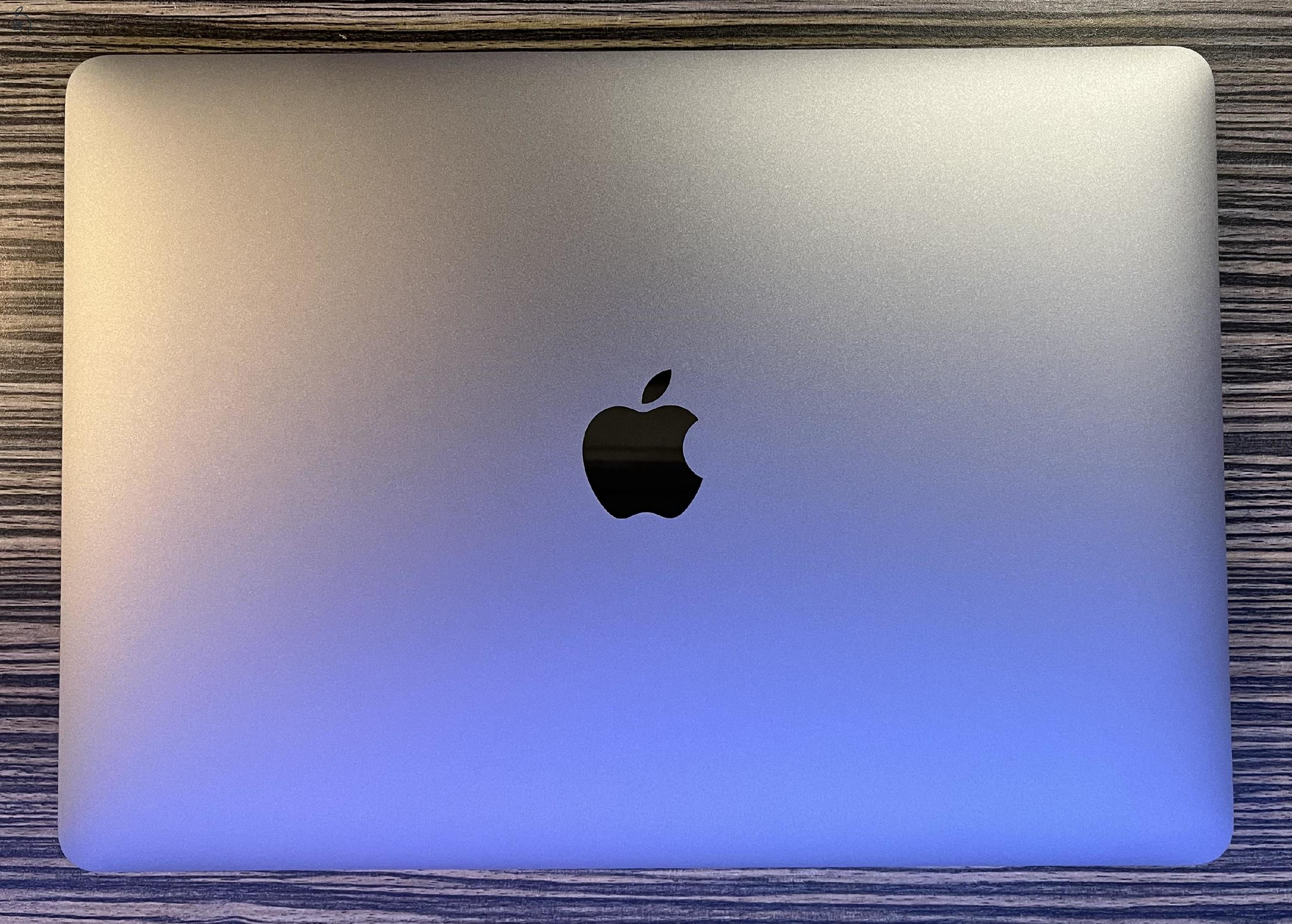 Macbook Air M1, 256GB HDD,93% akku újszerű, magánszemély 