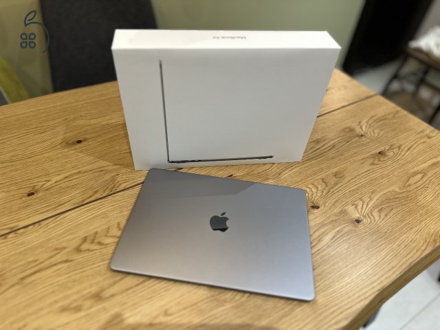 4 hónapos Magyar MacBook Air M3 15