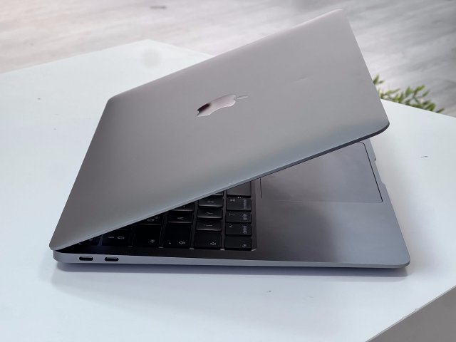 Hibátlan MacBook Air 2020 13 256GB 2 ÉV Garanciával Számlával