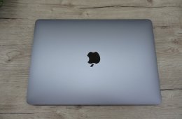  Apple Macbook Pro 13 M1 Touchbar - 2020 - Használt, megkímélt 