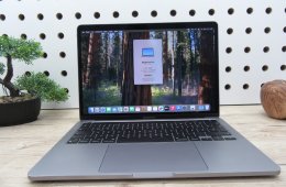  Apple Macbook Pro 13 M1 Touchbar - 2020 - Használt, megkímélt 