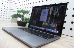  Apple Macbook Pro 13 M1 Touchbar - 2020 - Használt, megkímélt 