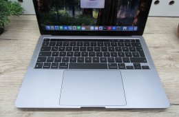  Apple Macbook Pro 13 M1 Touchbar - 2020 - Használt, megkímélt 