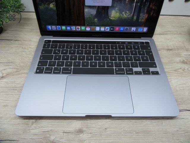  Apple Macbook Pro 13 M1 Touchbar - 2020 - Használt, megkímélt 