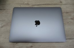  Apple Macbook Pro 13 M1 Touchbar - 2020 - Használt, megkímélt 