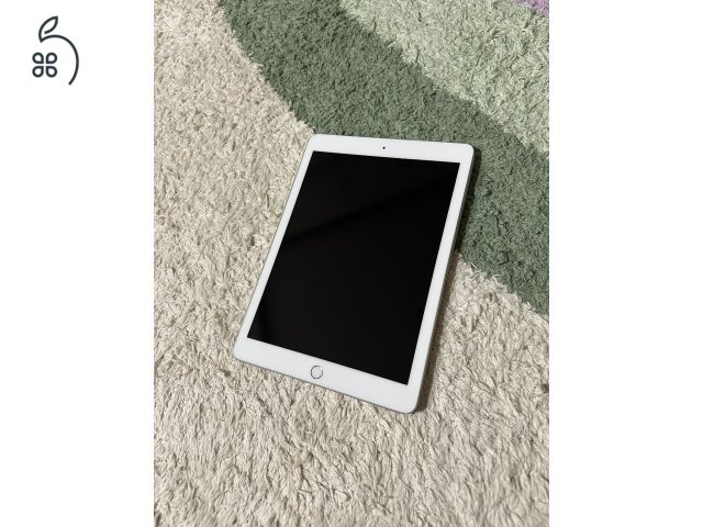 iPad 6th gen 32 GB használt