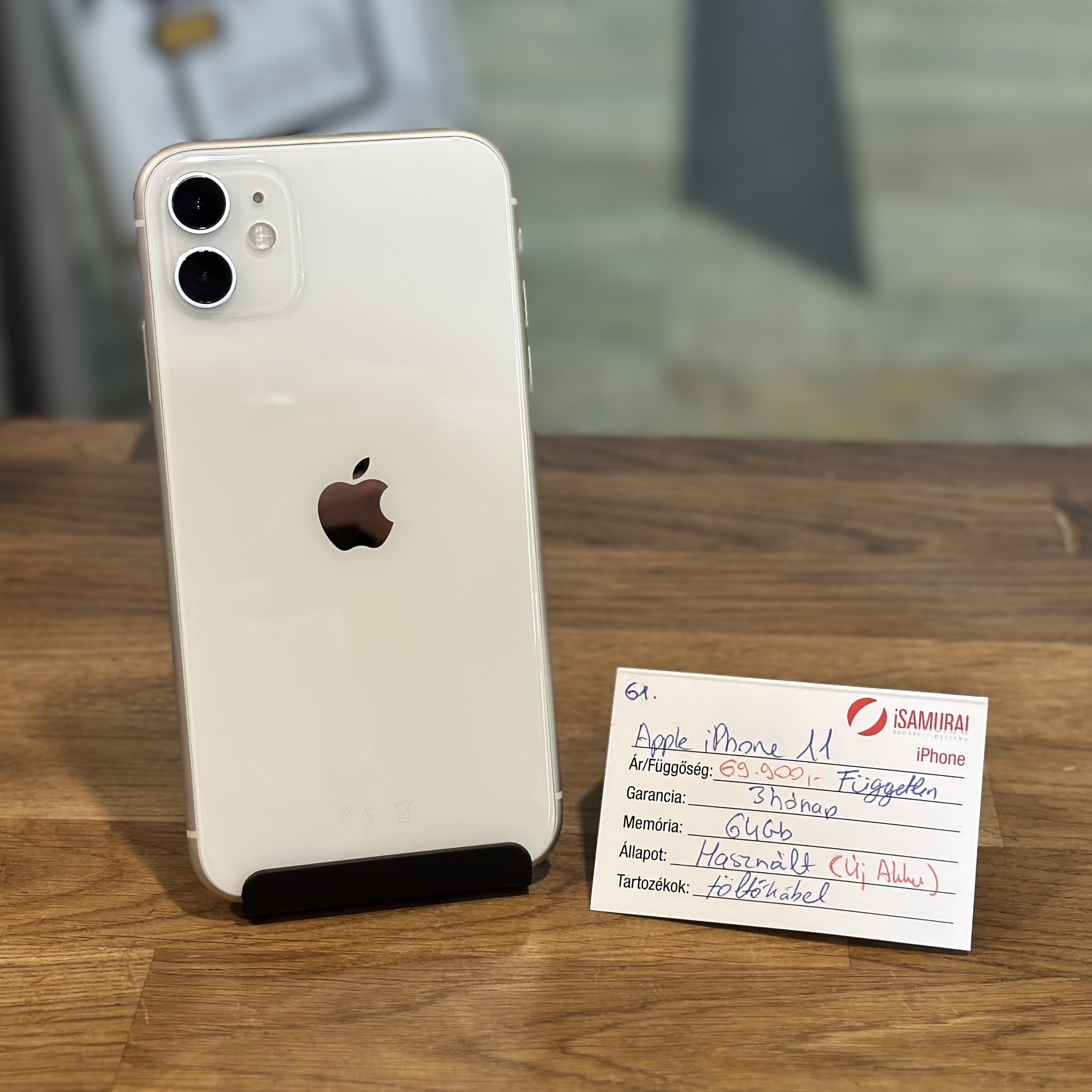 61. Apple iPhone 11 - 64 GB - Fehér - ÚJ AKKU