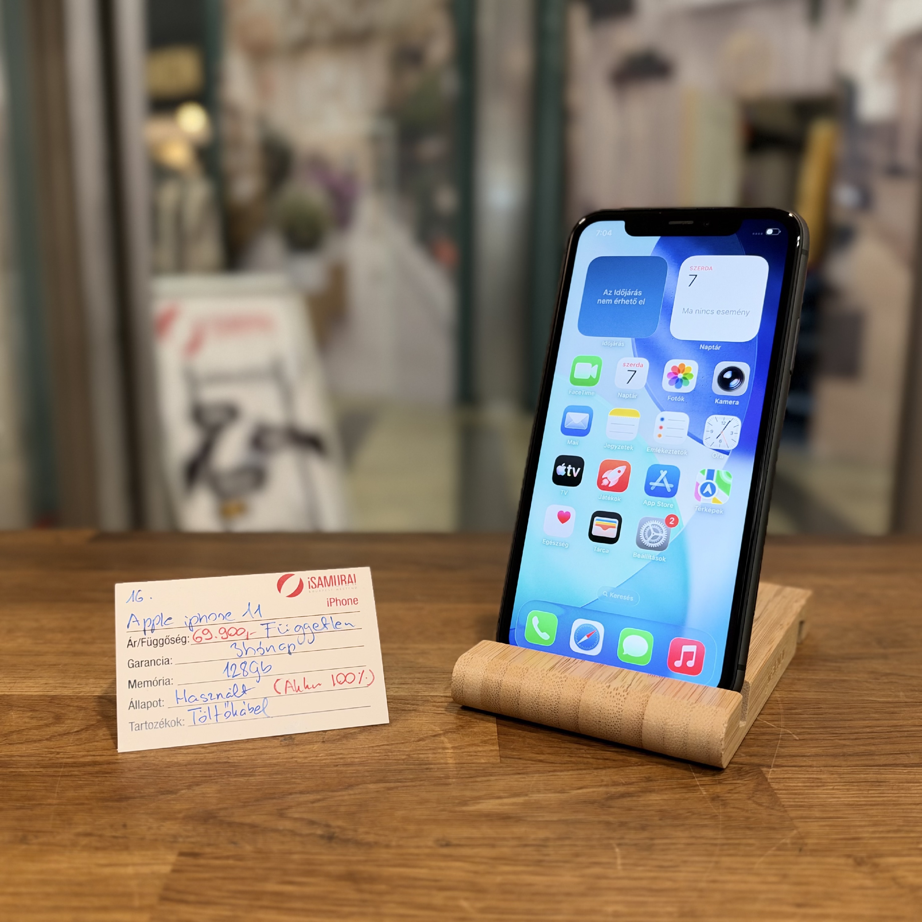 Apple iPhone 11 - 128 GB - Fekete - Független - Akku 100% ( 16.)