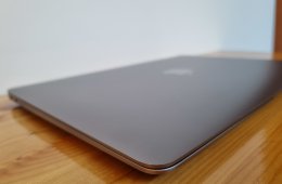 MacBook Air 13