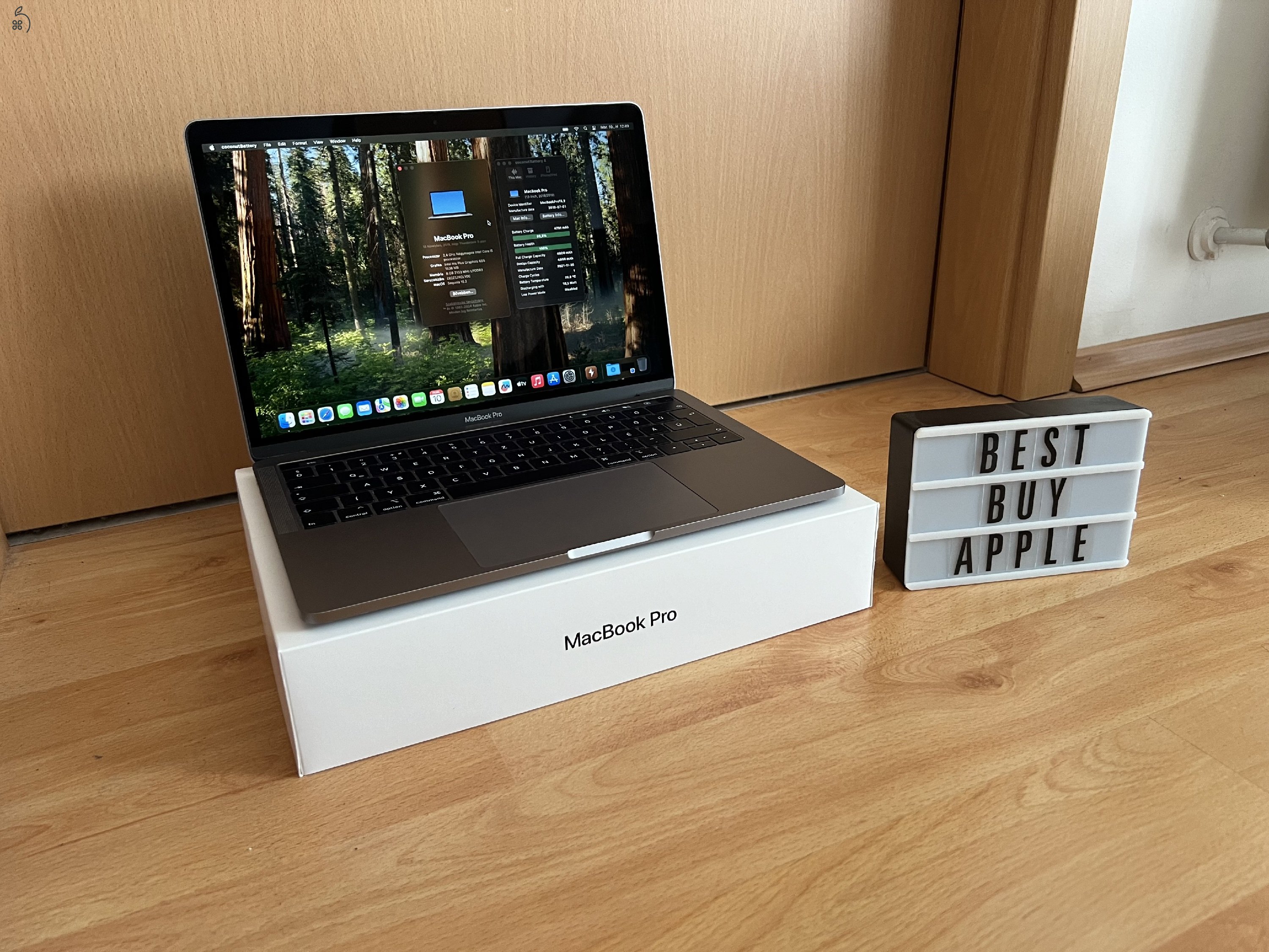 2019 MacBook Pro 13 TB / i5 2.4 GHz / 8GB / 256GB SSD / Magyar / Space Gray / Új Aksival ! ! !