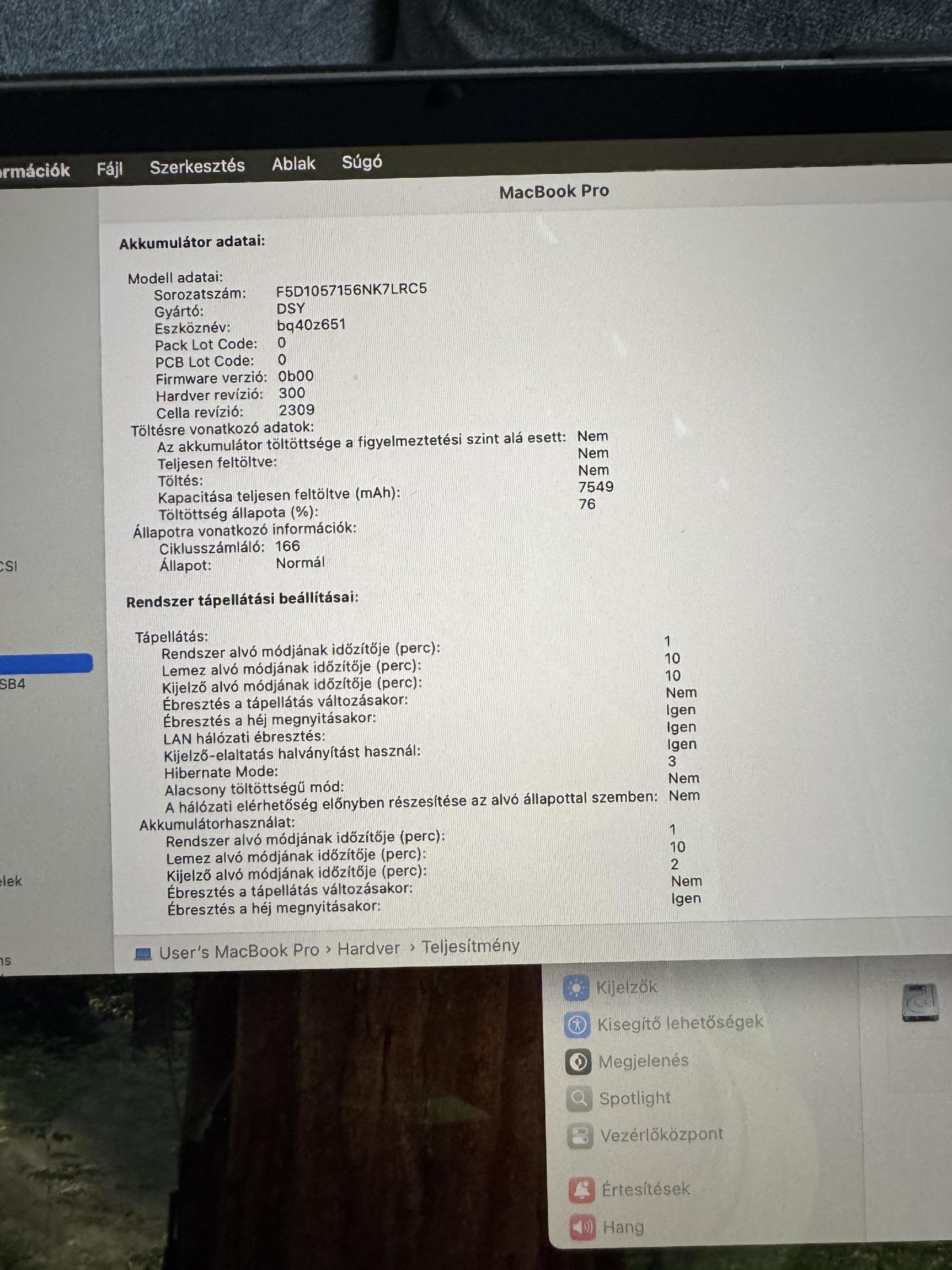 Eladó macbook pro 2019, i7, 32Gb, 512 ssd, KARCMENTES, touchbar, 166 ciklus