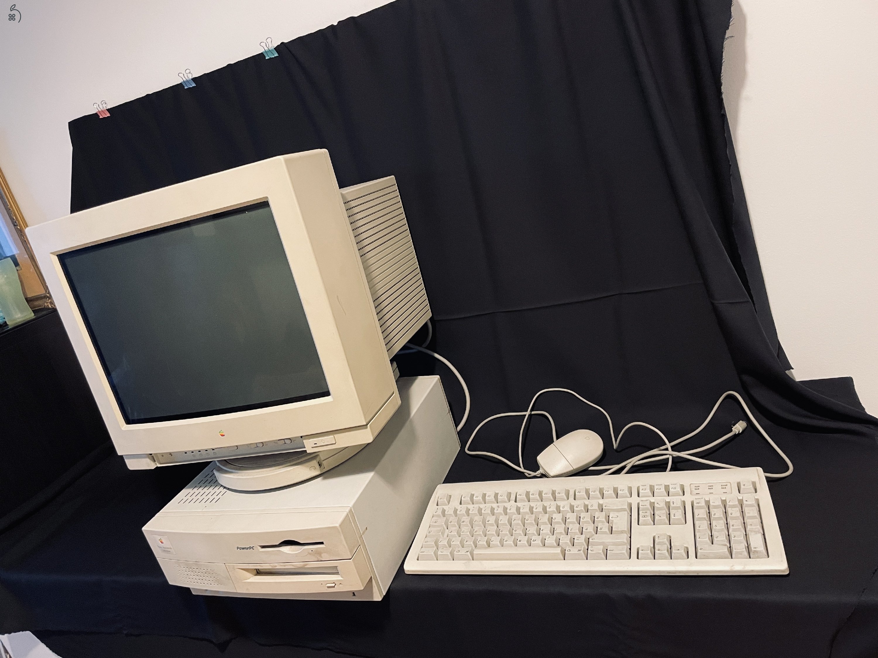 Power Macintosh7100/66av + apple multiple scan display 17