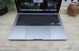 Apple Macbook Pro 13 M1 - 2020 - Használt, megkímélt