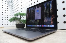 Apple Macbook Pro 13 M1 - 2020 - Használt, megkímélt