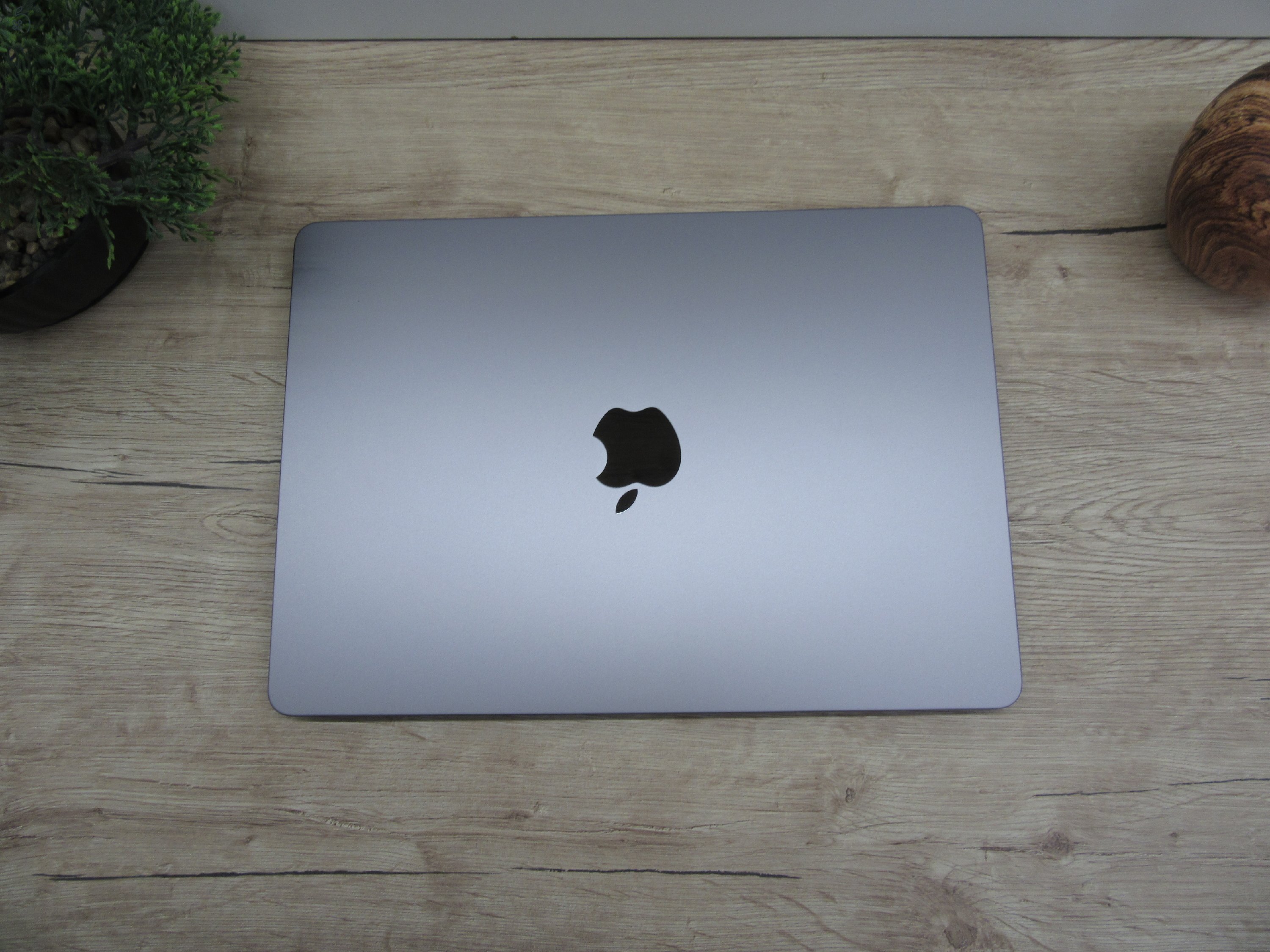 Apple Macbook Air 13 M2 - 2022 - Használt, karcmentes