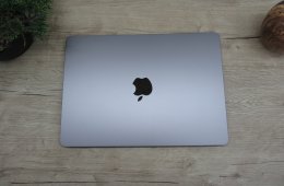 Apple Macbook Air 13 M2 - 2022 - Használt, karcmentes