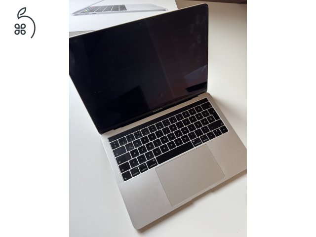 Apple MacBook Pro 13-inch 2019 i5 128GB 8GB