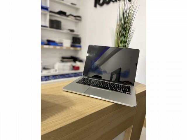 Apple MacBook Pro 13″ 2013 1TB Space gray Használt!