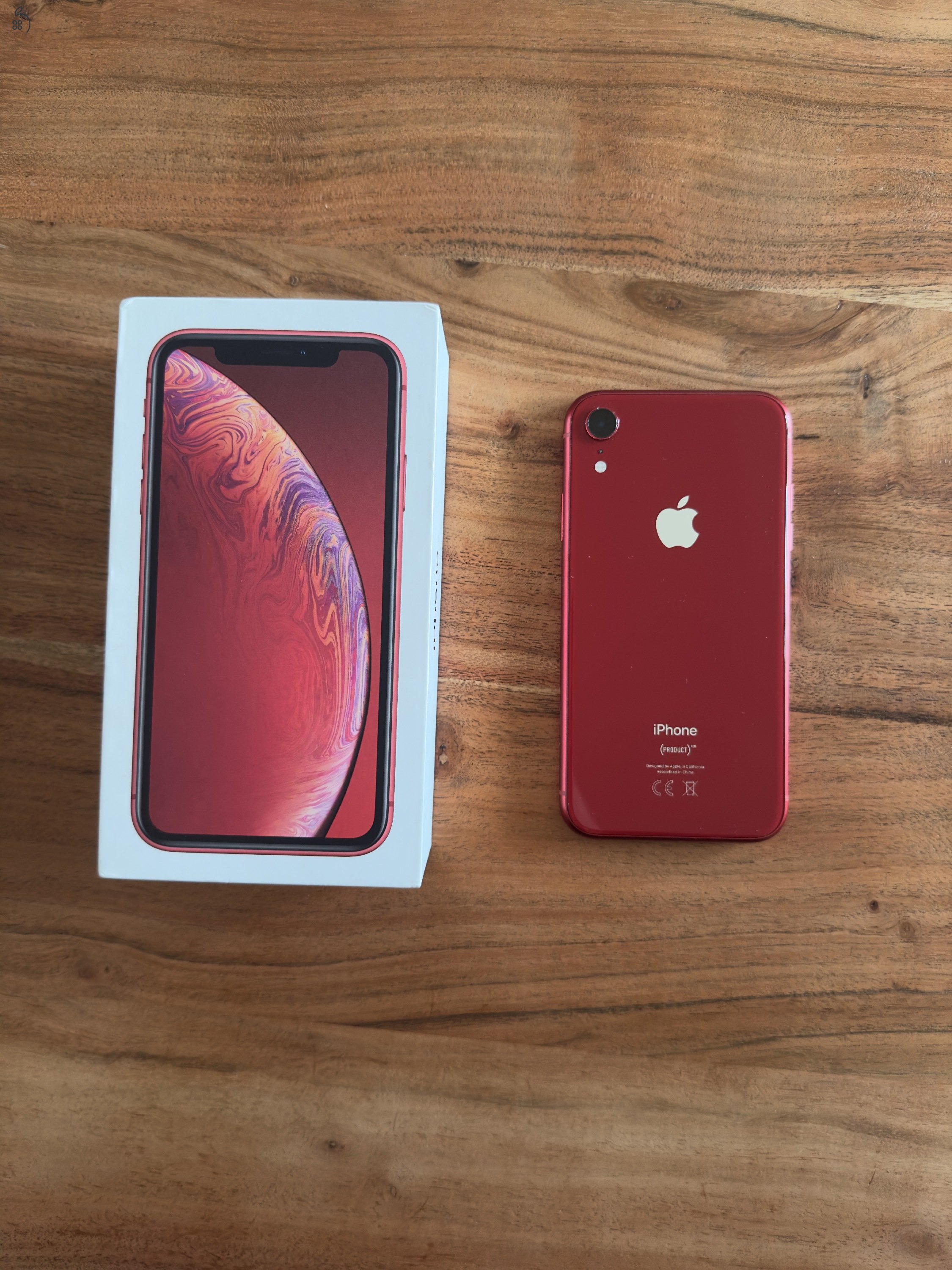 Eladó iPhone XR 64Gb (Product RED) - Megkímélt állapotban!