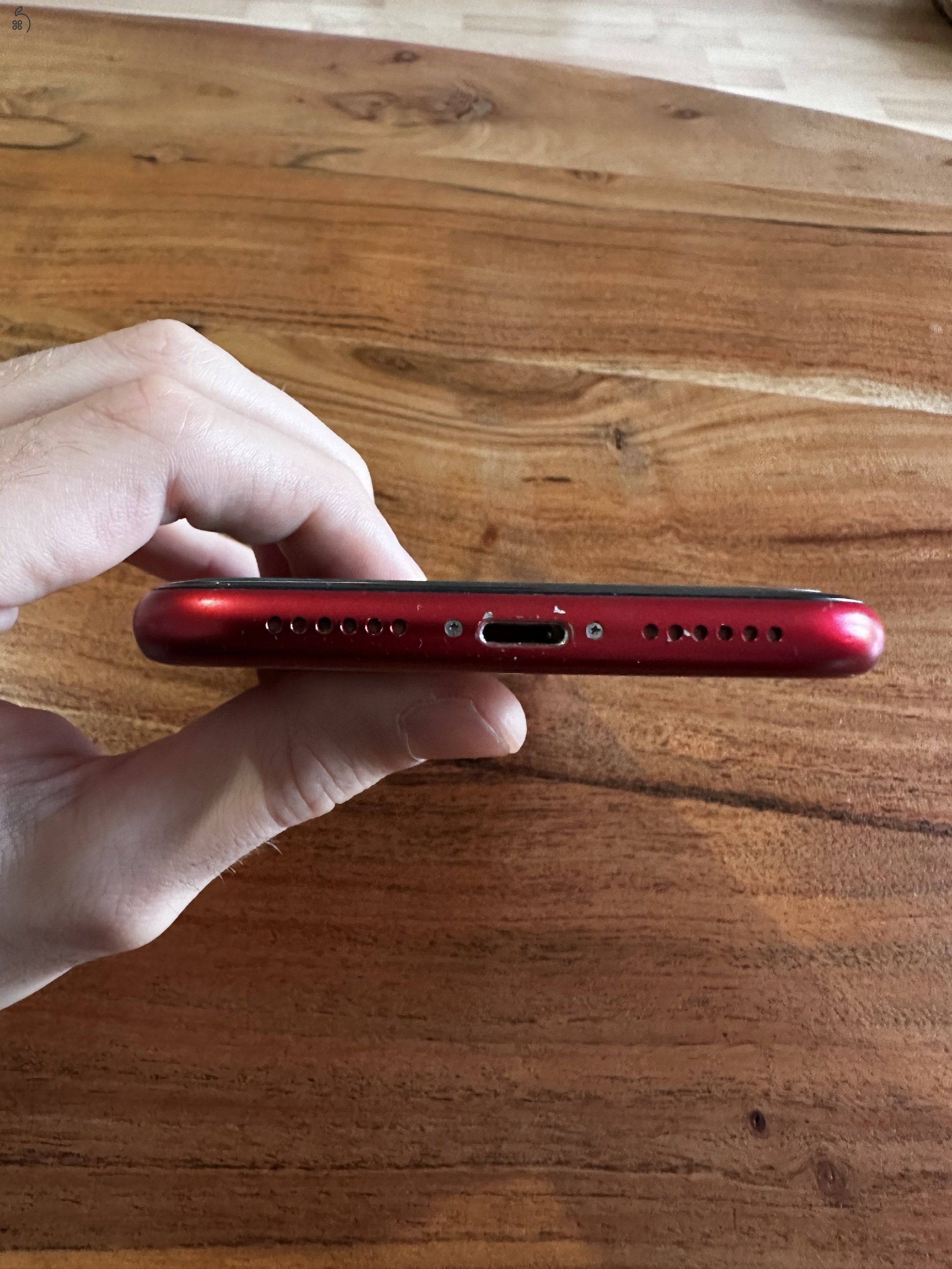 Eladó iPhone XR 64Gb (Product RED) - Megkímélt állapotban!