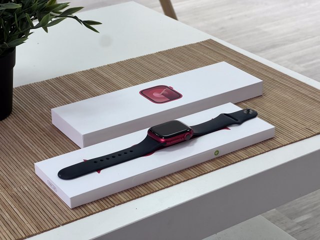 Hibátlan Apple Watch S9 Red 41MM 2 ÉV Garanciával Számlával Aksi 100%