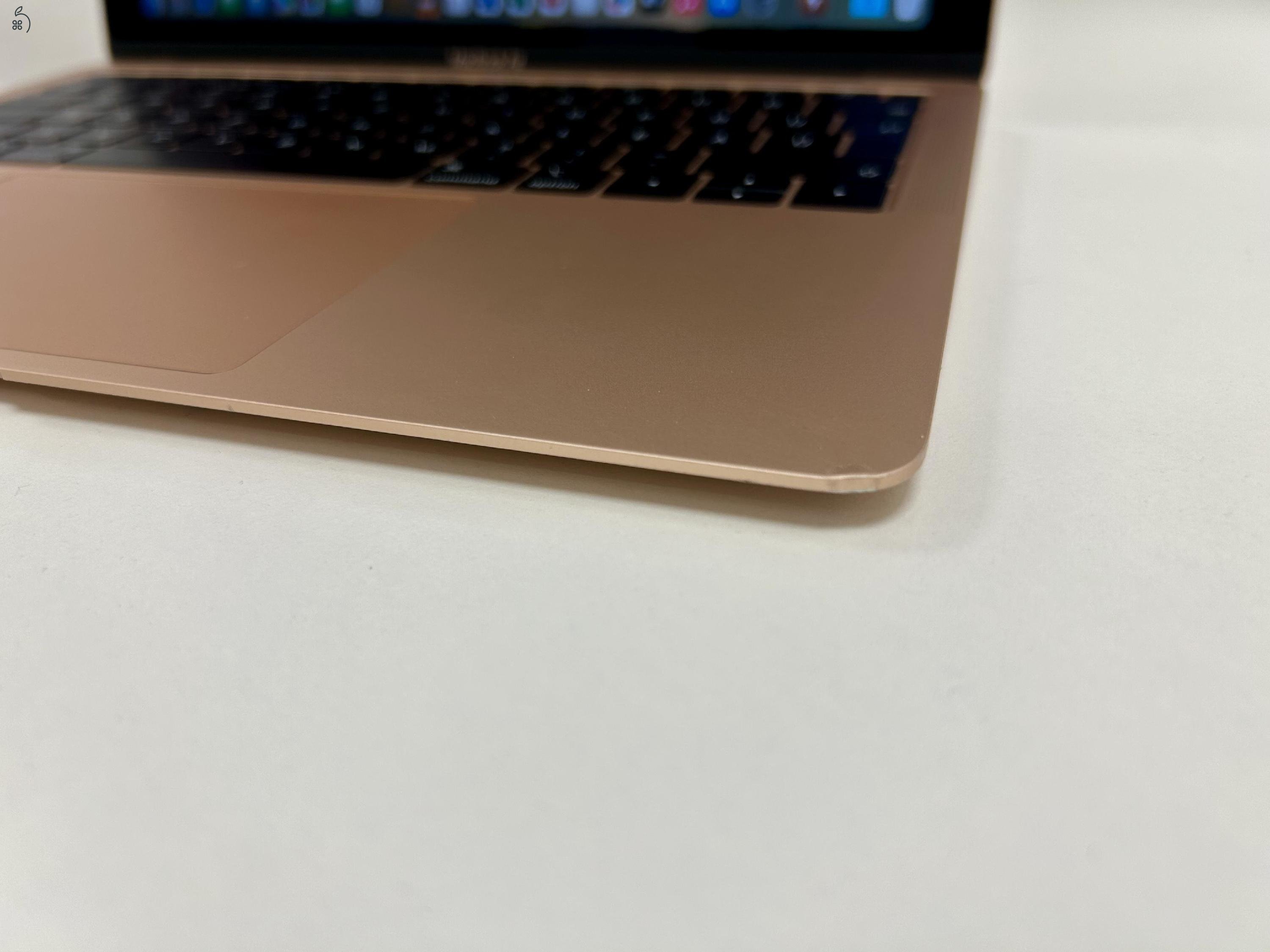 MacBook Air 13