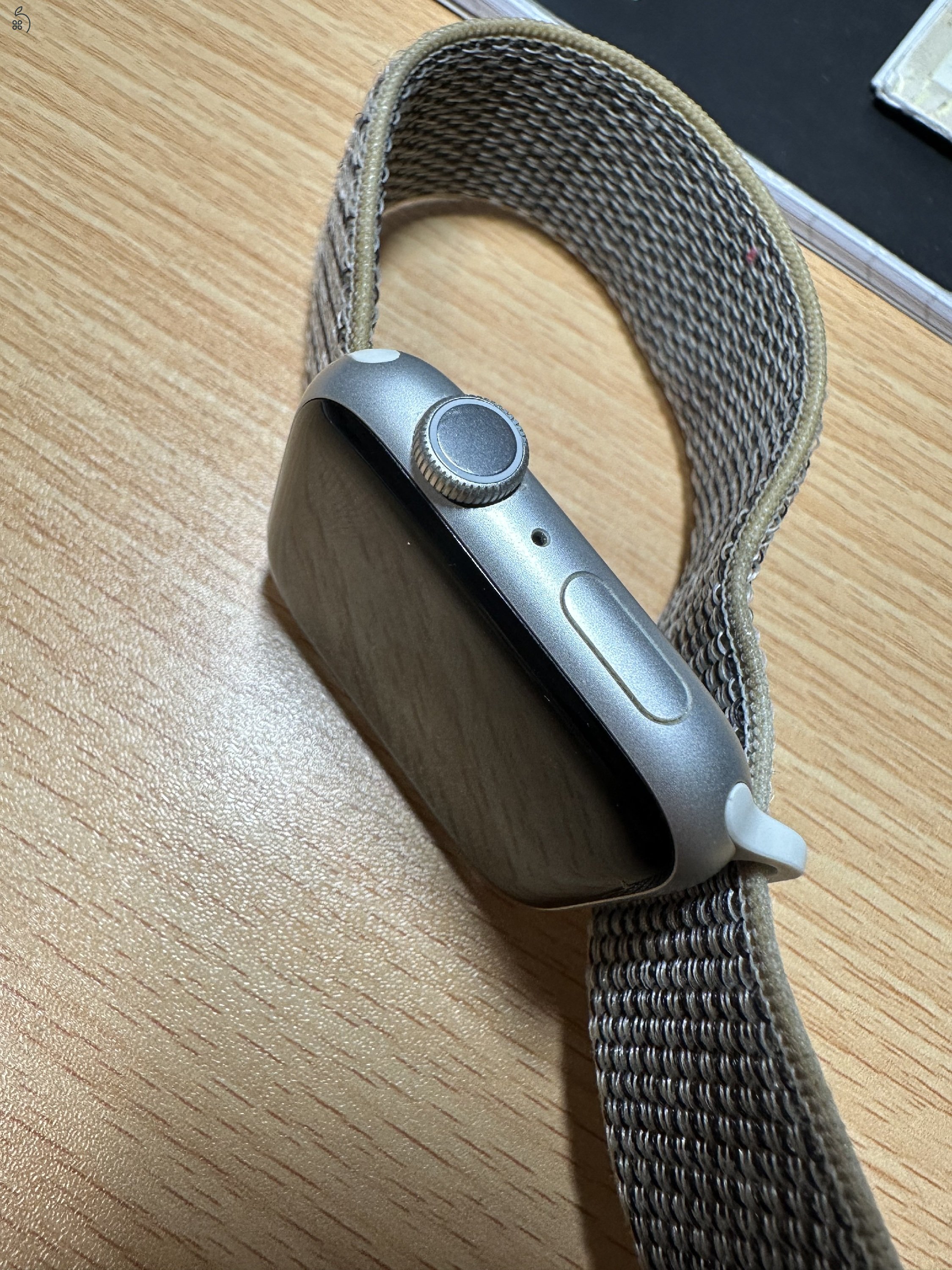 Apple Watch S8 újszerű állapotban