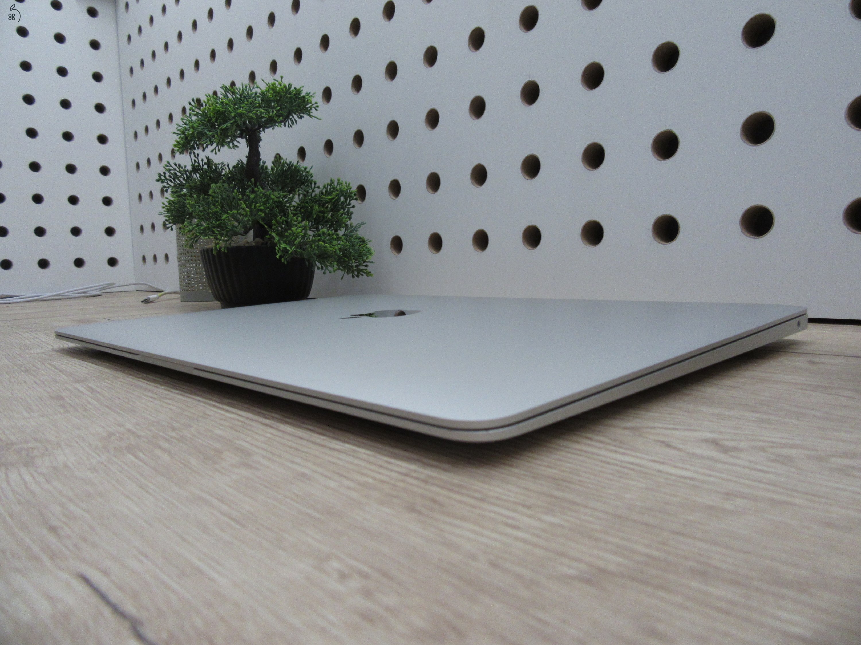 Apple Macbook Air 13 M1 - 2020 - Használt