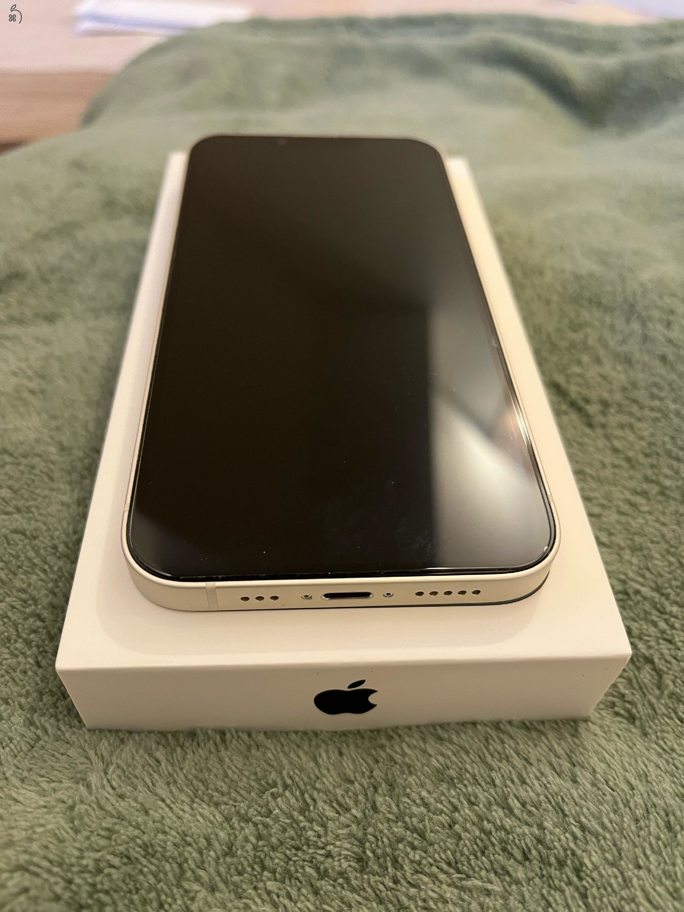 iPhone 13 - 138Gb, Fehér, Ajándék tokkal