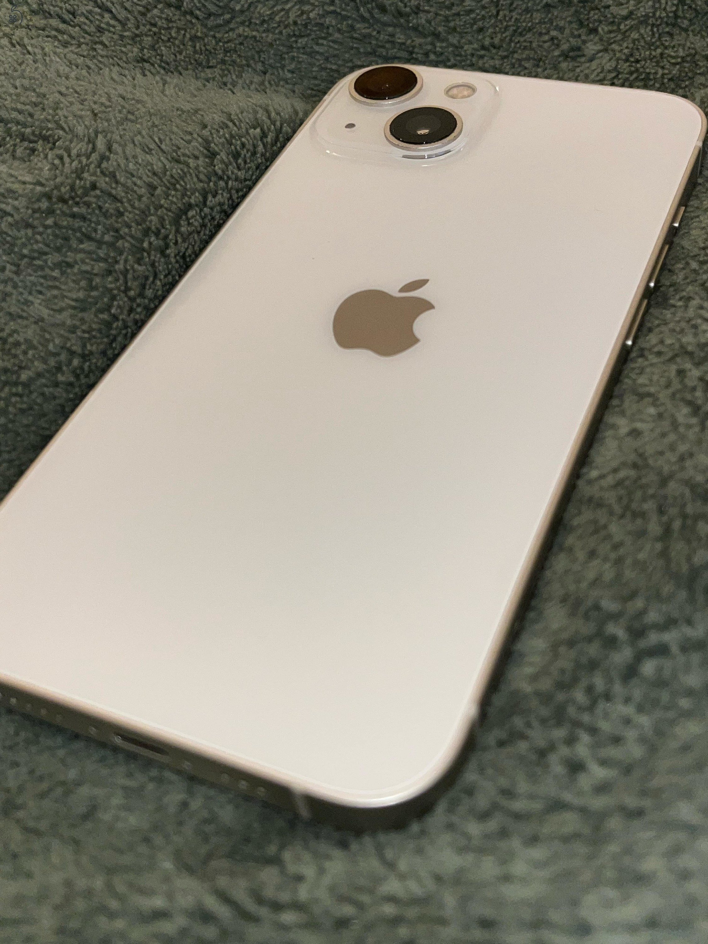 iPhone 13 - 138Gb, Fehér, Ajándék tokkal