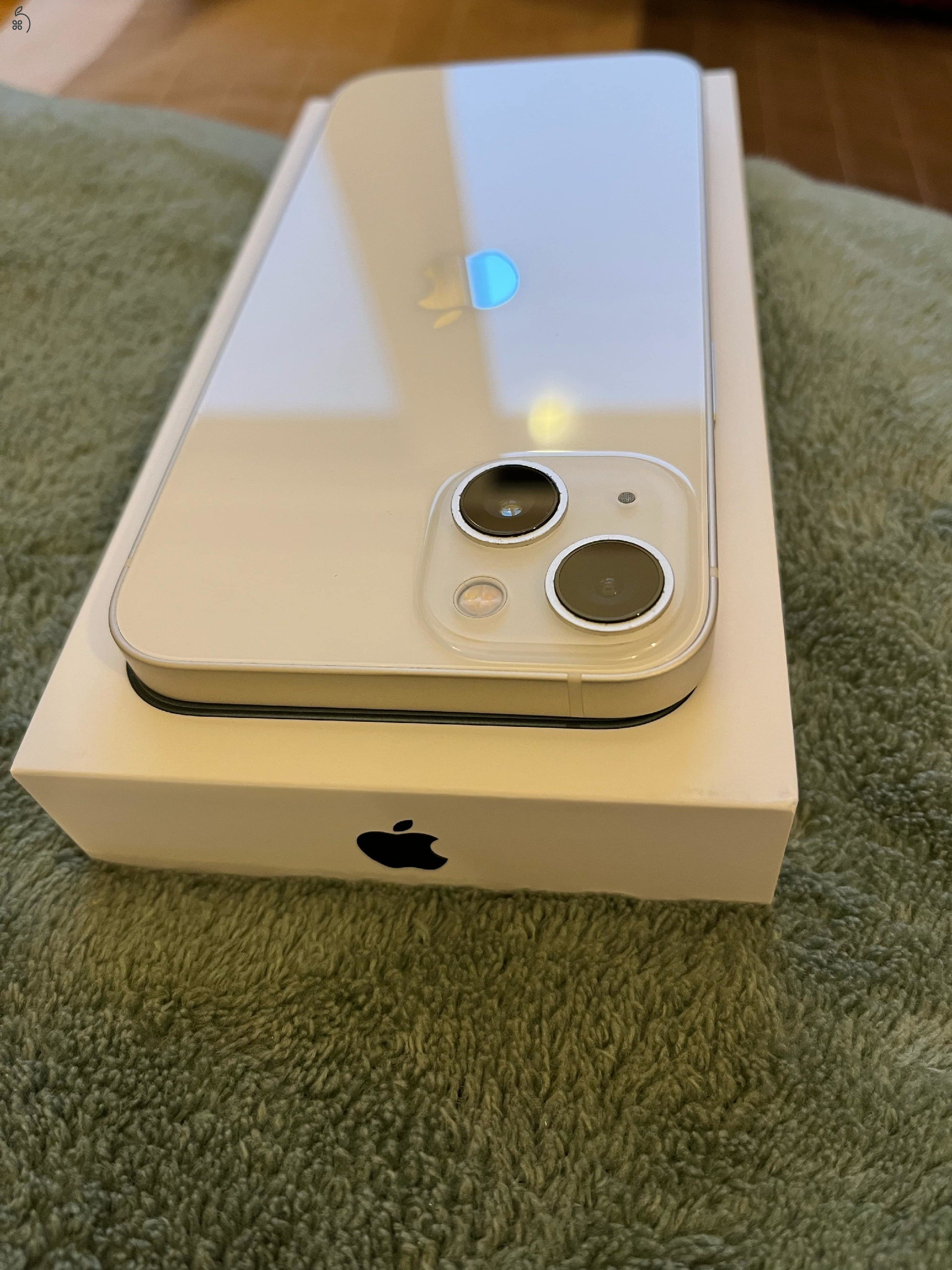 iPhone 13 - 138Gb, Fehér, Ajándék tokkal